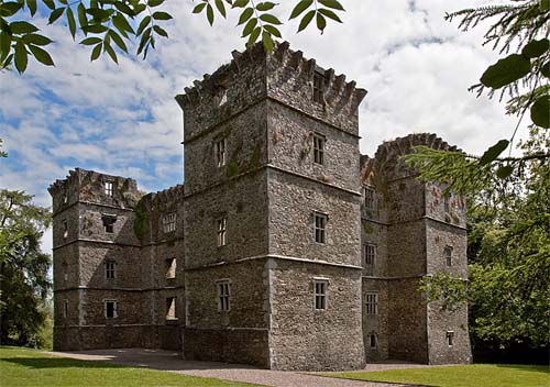 kanturk-castle-1