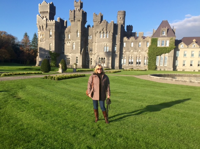 xsusanbyronashfordcastle.jpg.pagespeed.ic.kWjCg7z3M3