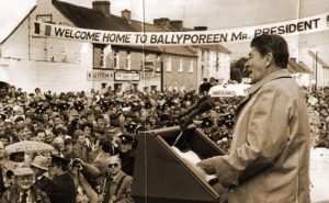 US President Ronald Reagan addresses both houses of the Oireachtas.